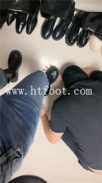jhf0vu5zh25.jpg