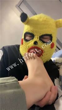 0jykkpj3bum.jpg