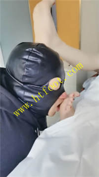 l1maeb4fdrp.jpg