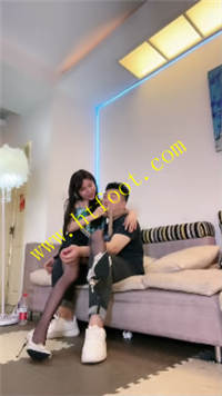 52qfb05ftwz.jpg