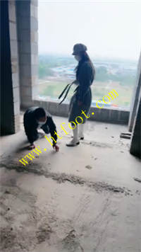 uqpzizhcnvl.jpg