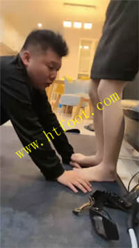 aosbptj5vv2.jpg