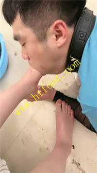 w2opnji2vty.jpg