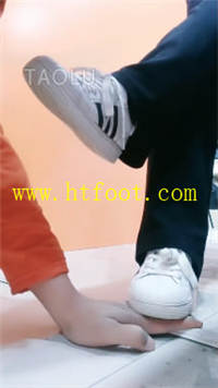 kho5jibfpv4.jpg