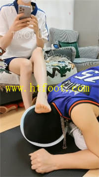 pe1lsqwbbhm.jpg