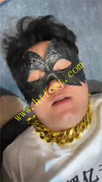 1egqskxsclv.jpg