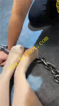 321zsnxryqj.jpg