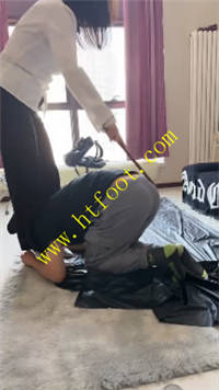 kd0garzy0bu.jpg