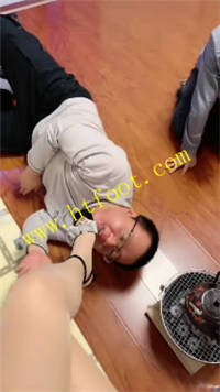 u2tzthvf0bd.jpg