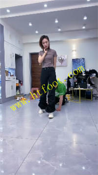 sfhkzdxn32k.jpg