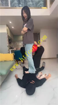bfuus2jqw2b.jpg