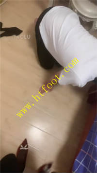 j05imh40nx3.jpg