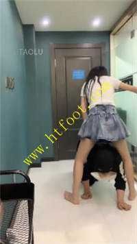 p5yqm4hiwct.jpg