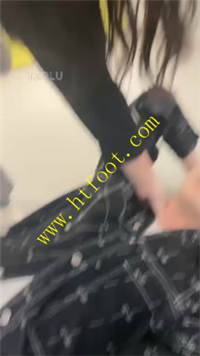 vnvhn3v3a3i.jpg
