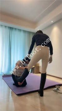54uuu4bag3w.jpg