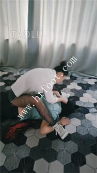 incchzsefg0.jpg