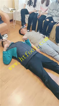 jx2pya3aeru.jpg