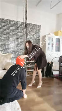 0wl54z1h45t.jpg
