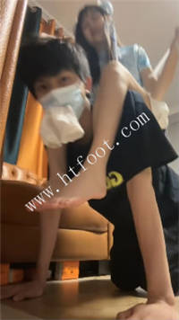 emfhczomrj2.jpg