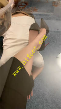 ecqrat1e3hw.jpg