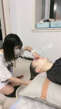 52uax5mdg12.jpg