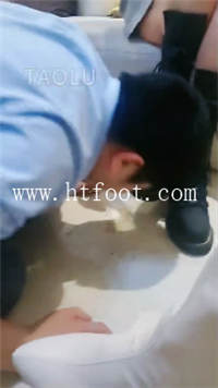 he0fw3d4nza.jpg