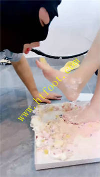 q5khtnksxm3.jpg