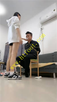 l055ilaj3zj.jpg