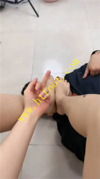 g2vo2nvmxpz.jpg