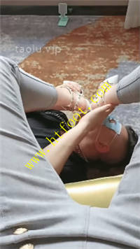 s5q4znunovj.jpg