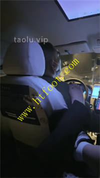 bb3hriup0xc.jpg