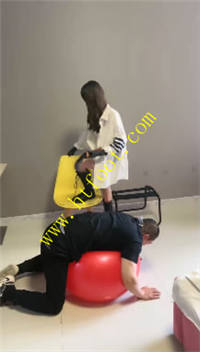 ronzcnuwgsq.jpg