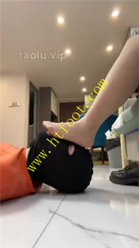 de5hxdqjsi1.jpg