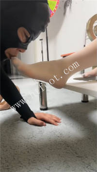 amcpodqgbmo.jpg