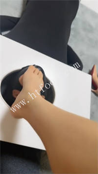 xe044kqlgl4.jpg