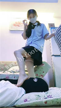 4p0343hipg2.jpg