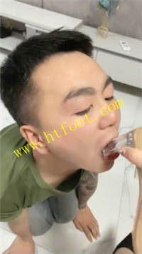 rqjnqgyaxd3.jpg