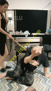 xl2aveqkboo.jpg