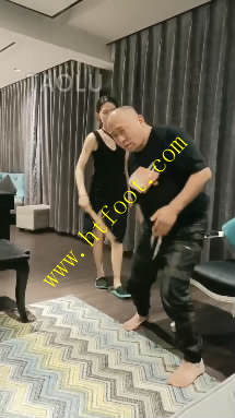 03smkhwplyo.jpg