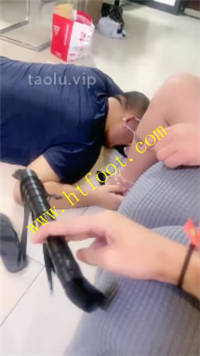 p5usuxksddx.jpg