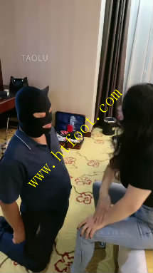 ar1liyfwd10.jpg