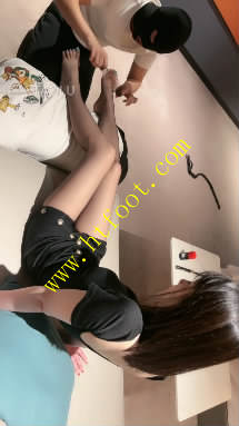 q4y03lwvgsh.jpg