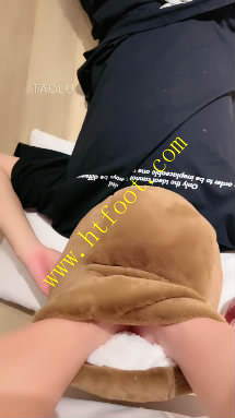 axbk1yqtcvs.jpg
