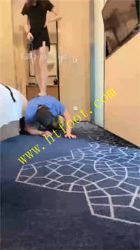 tddqby5lhe2.jpg