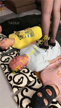 4wg4nbctumr.jpg