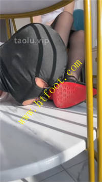nqlip21tlc4.jpg