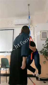 fwa4jf04qh4.jpg