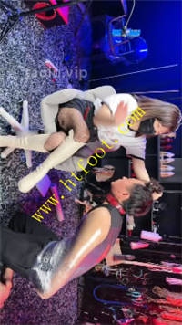 2qxjtjzg2db.jpg