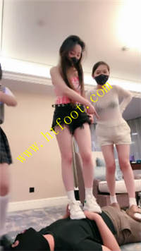 k121b3prbgq.jpg