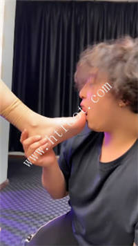 v4t2vdmj0ar.jpg